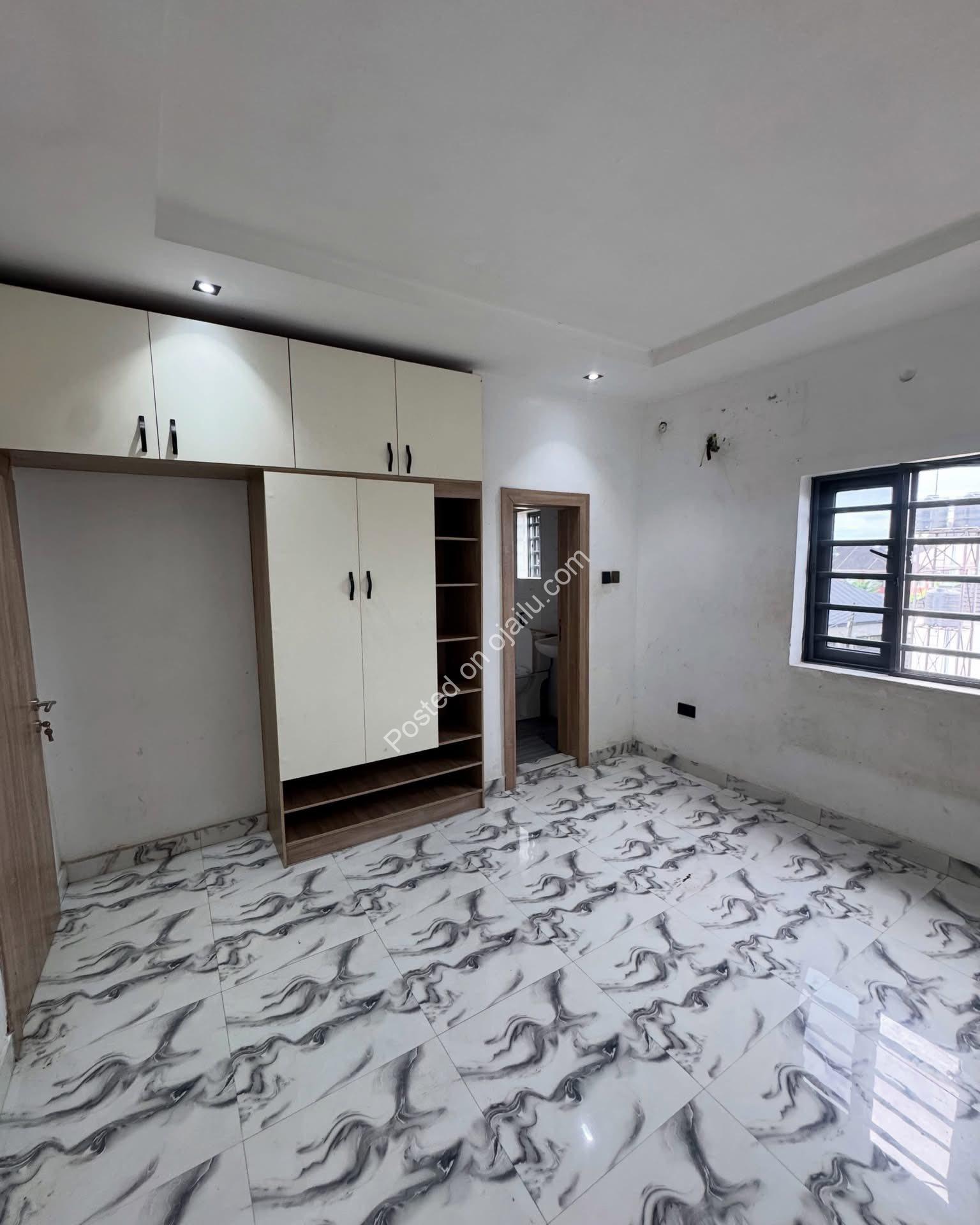 Stunning 4-Bed Terrace Duplex in Gated Port Harcourt Estate