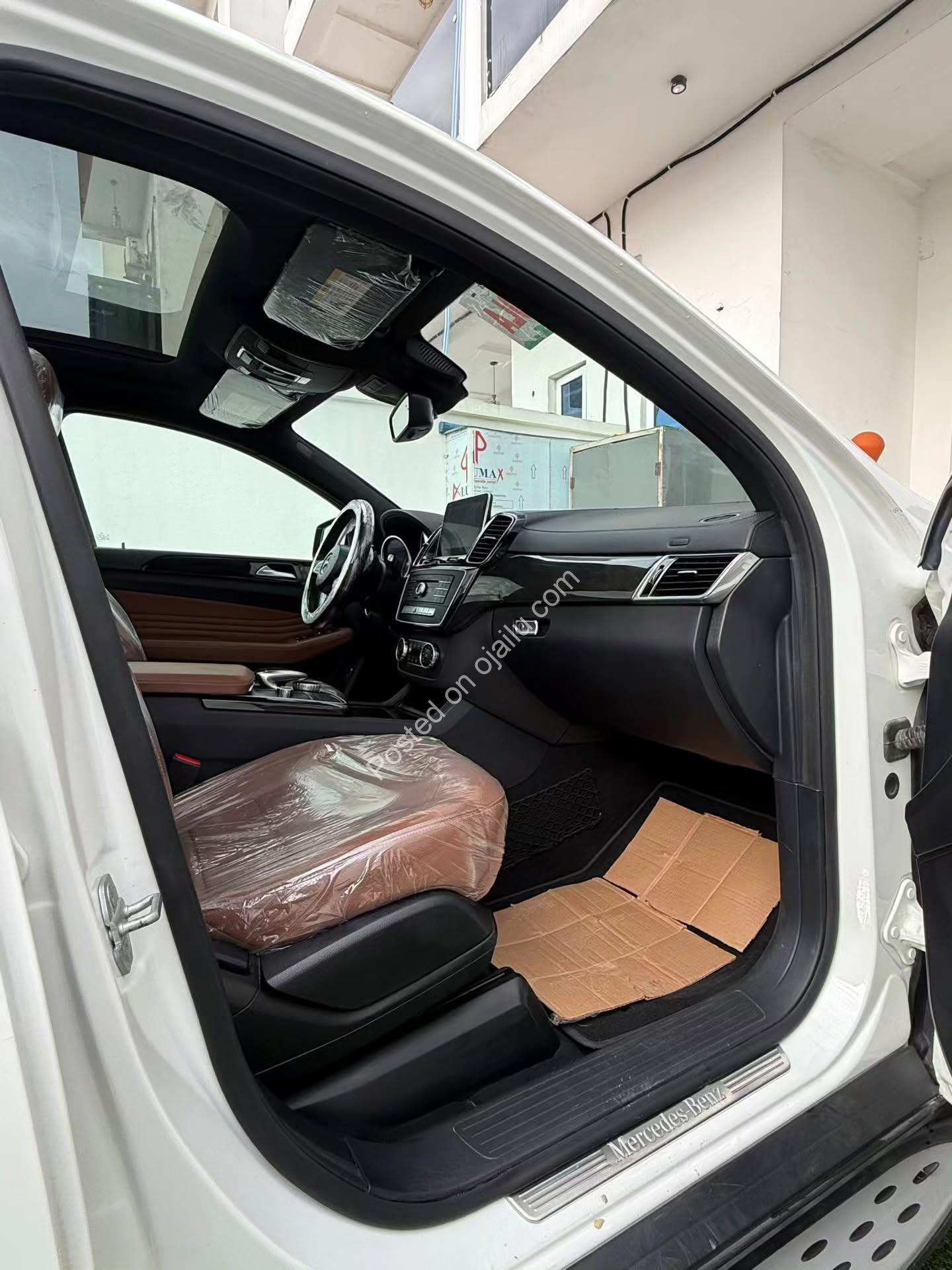 Load-Edge 2016 Mercedes-Benz GLE 450, Full Options