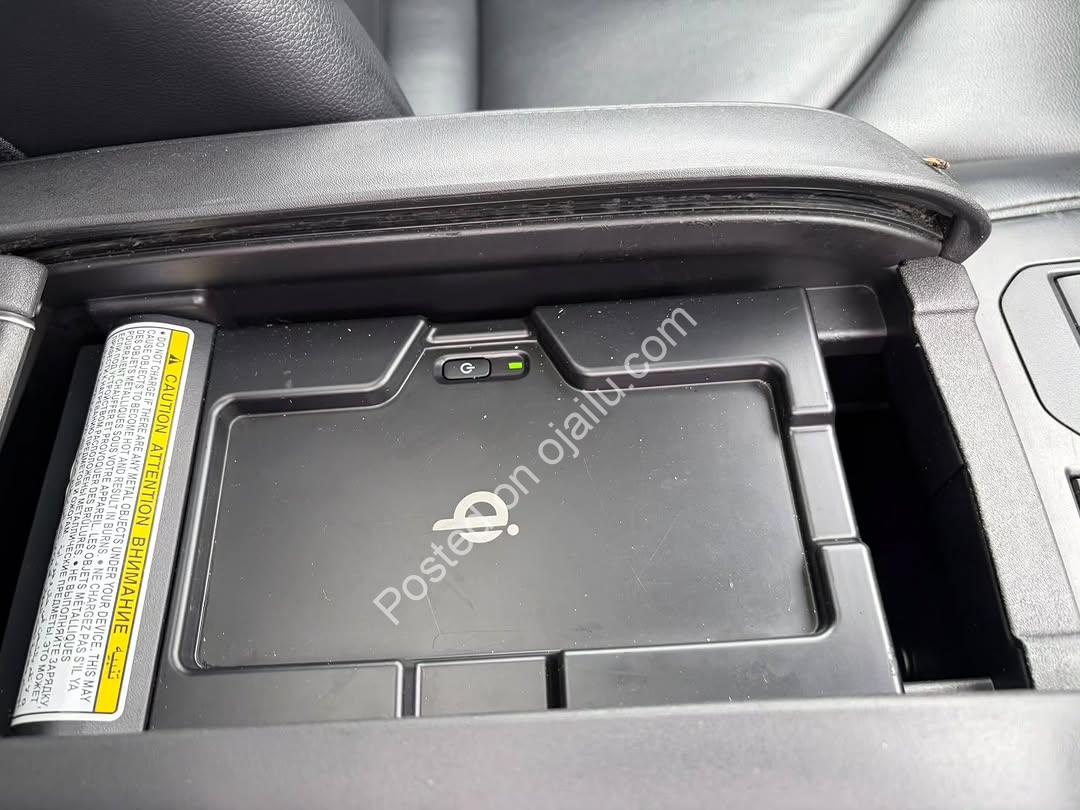 2021 Toyota Highlander XSE – Fully Loaded, Showroom Clean!