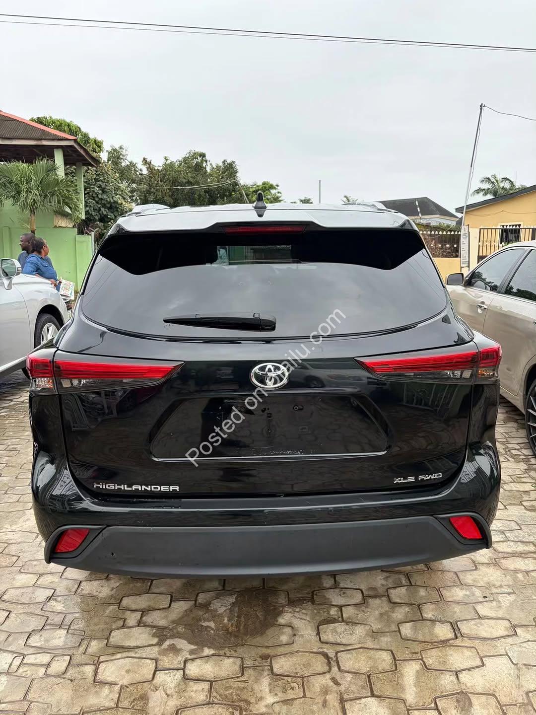 2021 Toyota Highlander XSE – Fully Loaded, Showroom Clean!