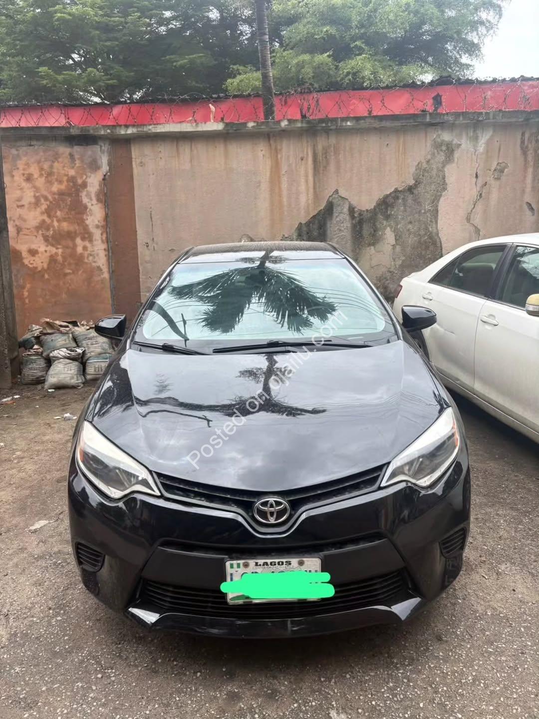 2015 Toyota Corolla: Clean, Registered & Ready to Drive!