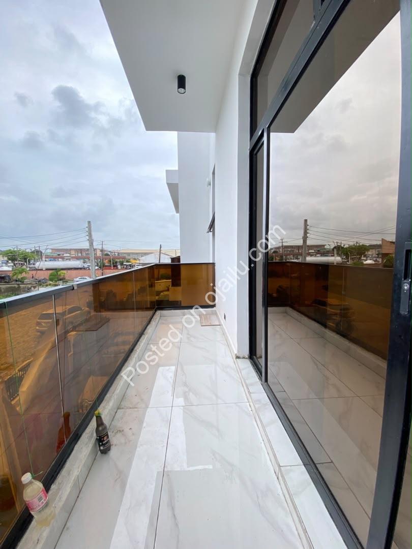 Brand-New 4-Bedroom Semi-Detached Duplex + BQ in Sangotedo