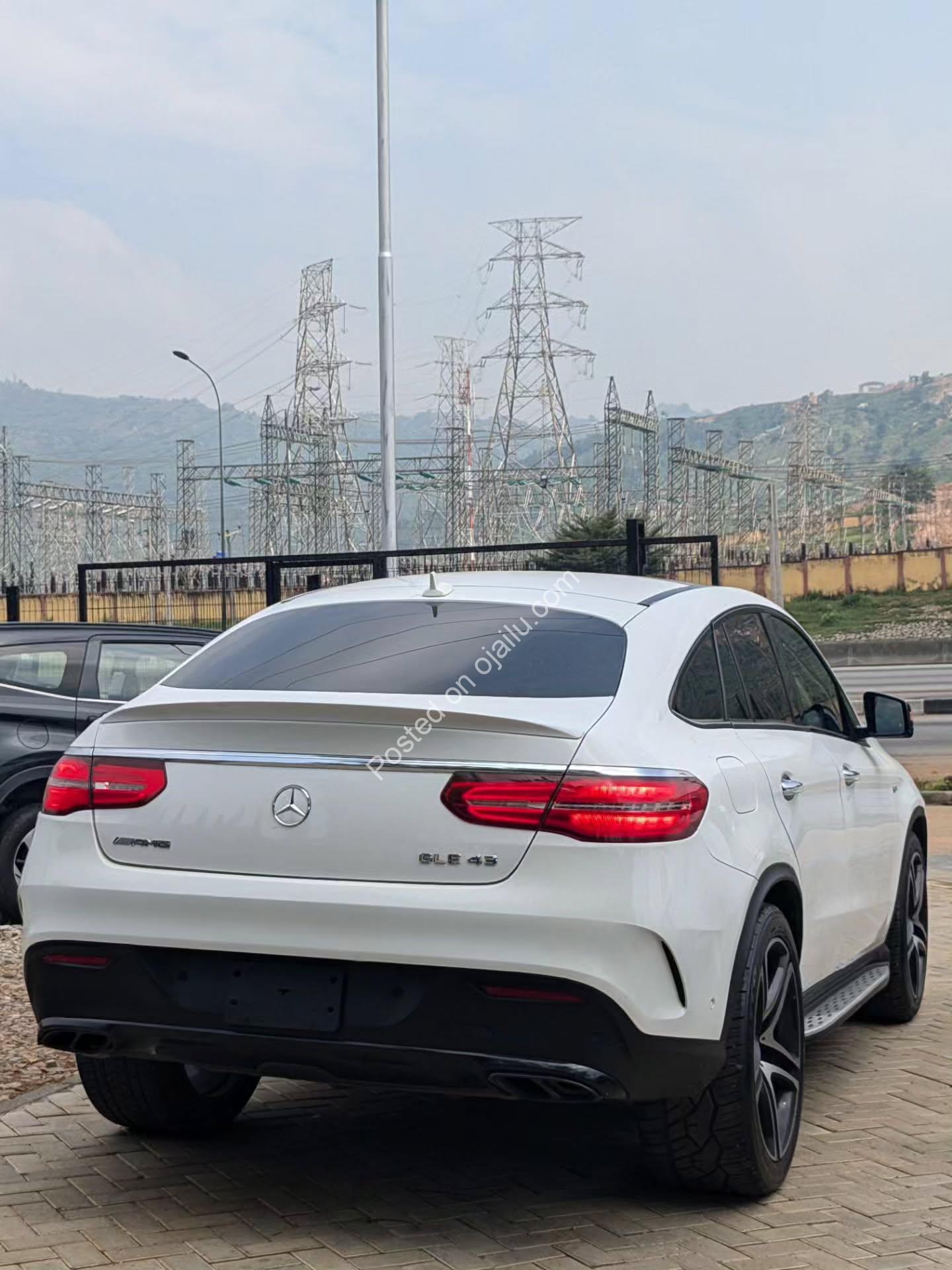 2018 Mercedes GLE 43 AMG – Accident-Free Luxury SUV