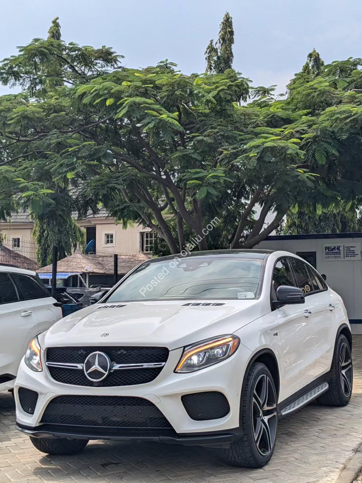 2018 Mercedes GLE 43 AMG – Accident-Free Luxury SUV