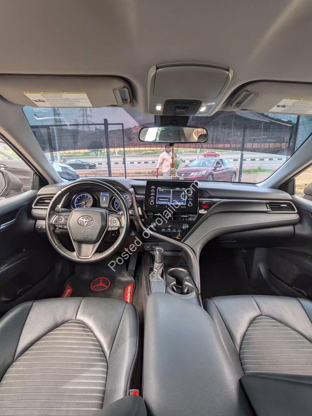 2021 Toyota Camry SE: Foreign Used, Accident-Free, Sporty!