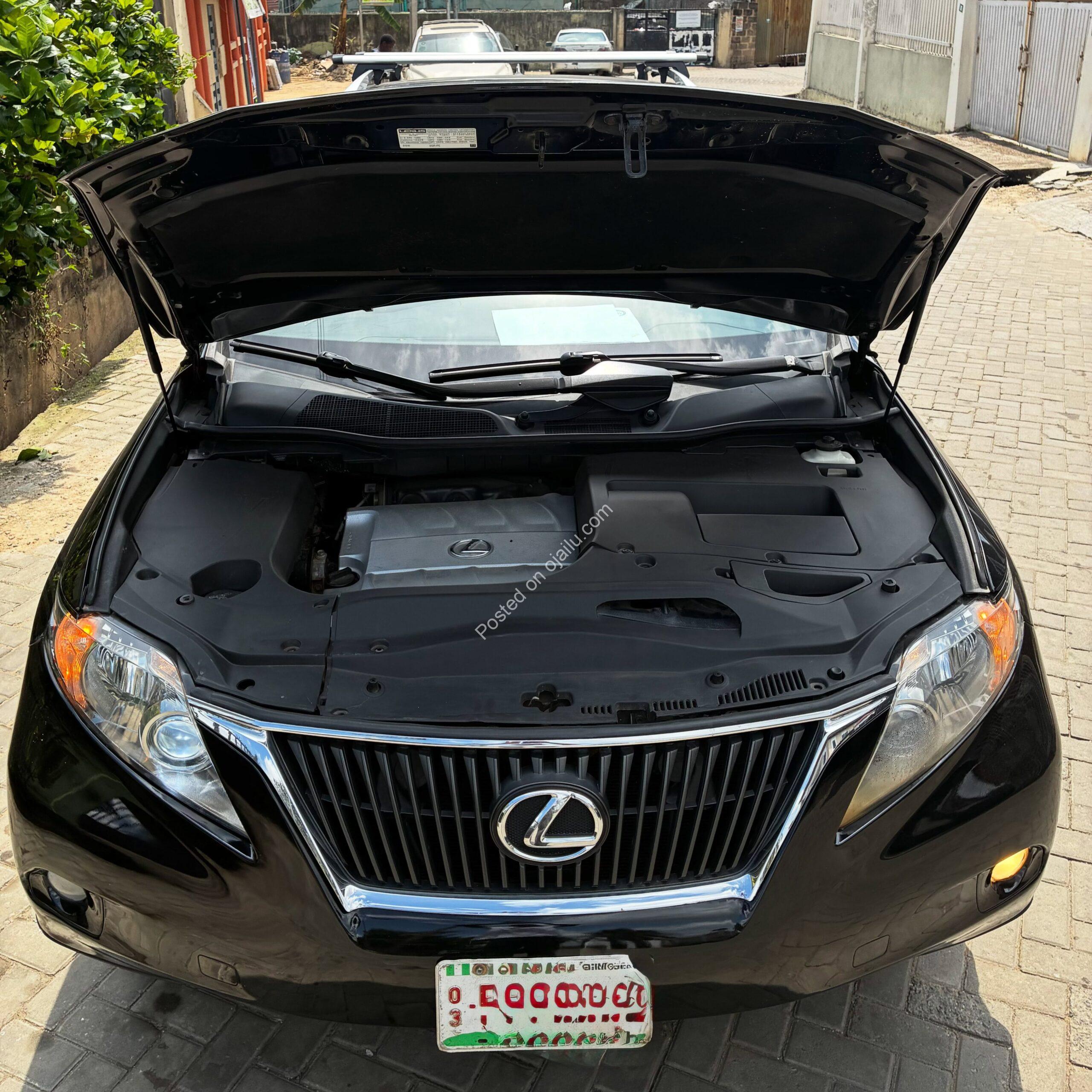 2010 Lexus RX 350 Black-on-Black – Pristine Foreign Used