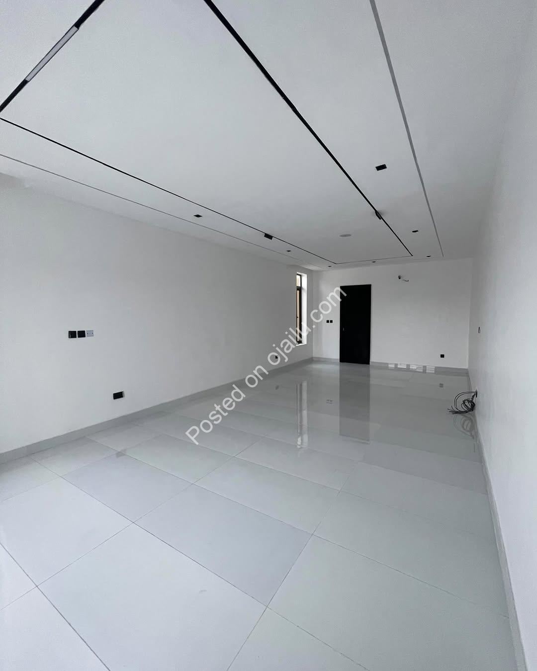 Cinematic 5BR Lekki Duplex with Rooftop Terrace & Pool