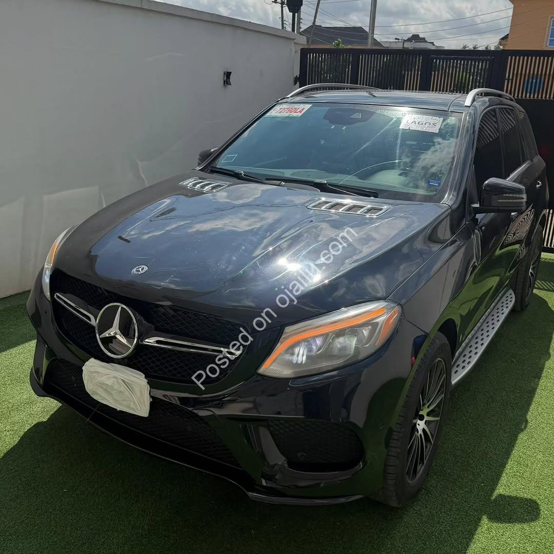2017 Mercedes-Benz GLE 350 – Panoramic Roof, Thumbstart, Ultra Clean