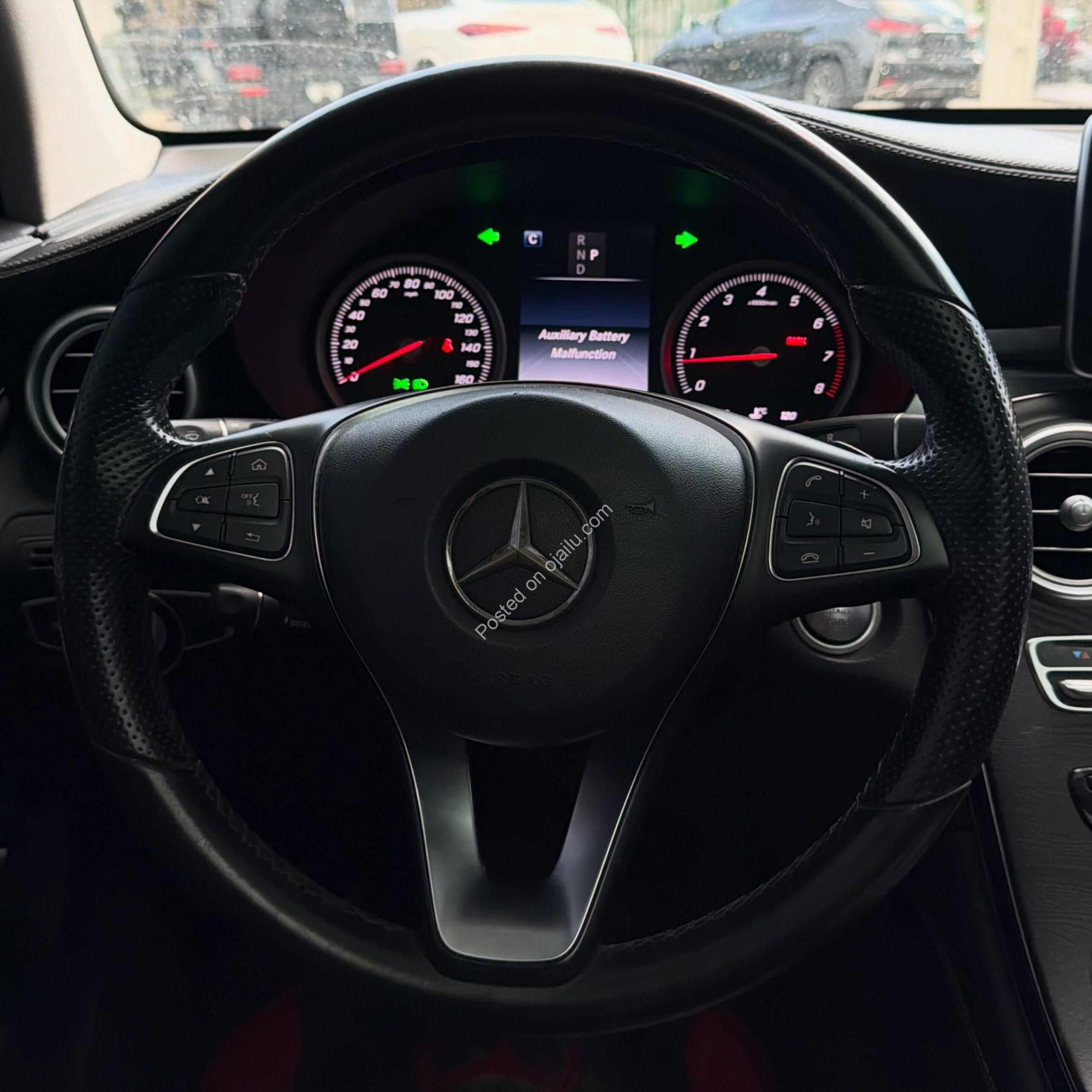 2016 Mercedes GLC300: Luxury, Sunroof & Pure Comfort