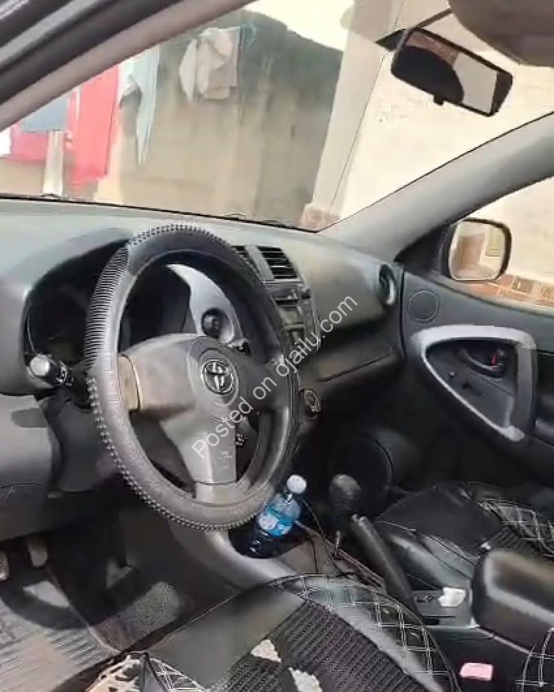 Reliable V6 Power: Nigerian Used 2010 Toyota RAV4, Grey