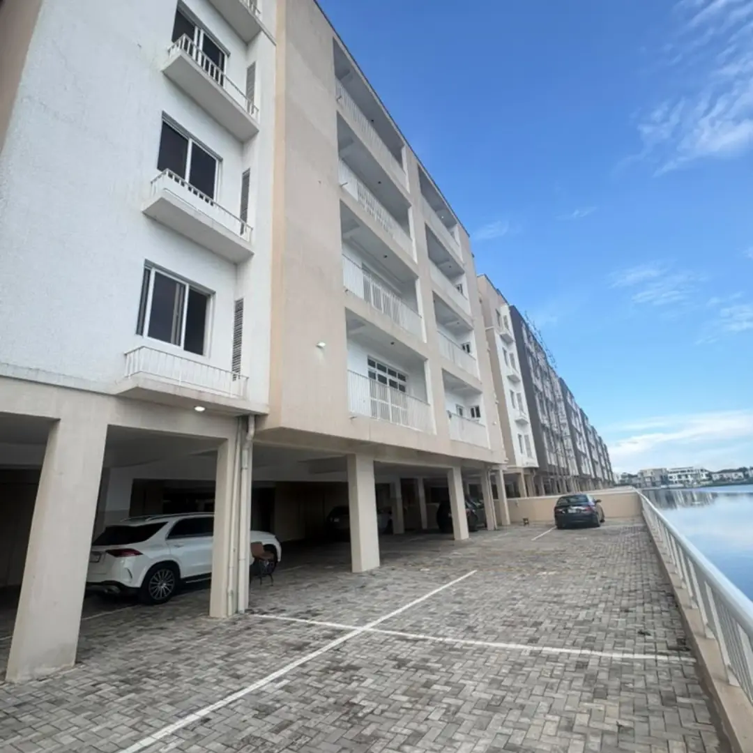 Seaside Serenity: New 3-Bedroom Waterfront Apartments in Western Foreshore