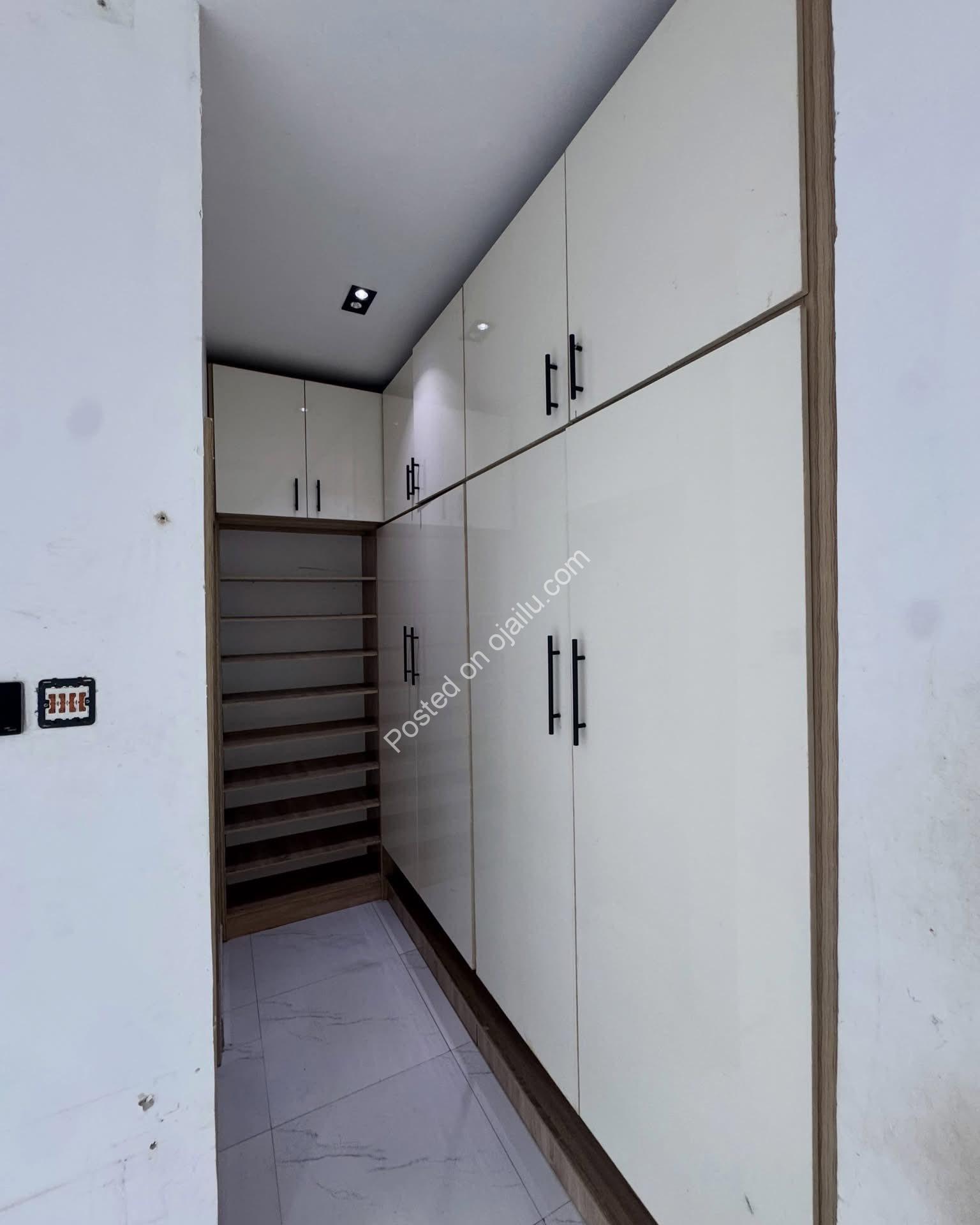 Stunning 4-Bed Terrace Duplex in Gated Port Harcourt Estate