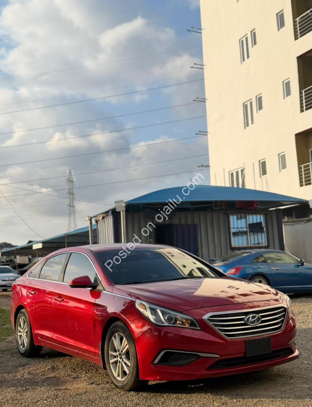 2017 Hyundai Sonata: Pristine Local Used with Apple CarPlay