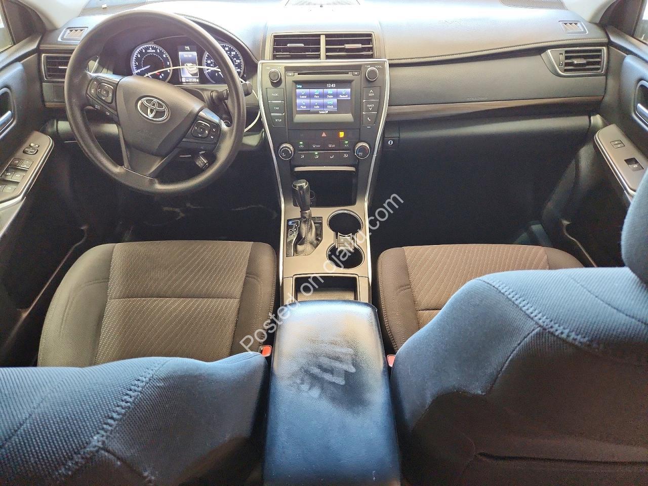 Reliable 2016 Toyota Camry LE – Run & Drive, Auto, Ready!