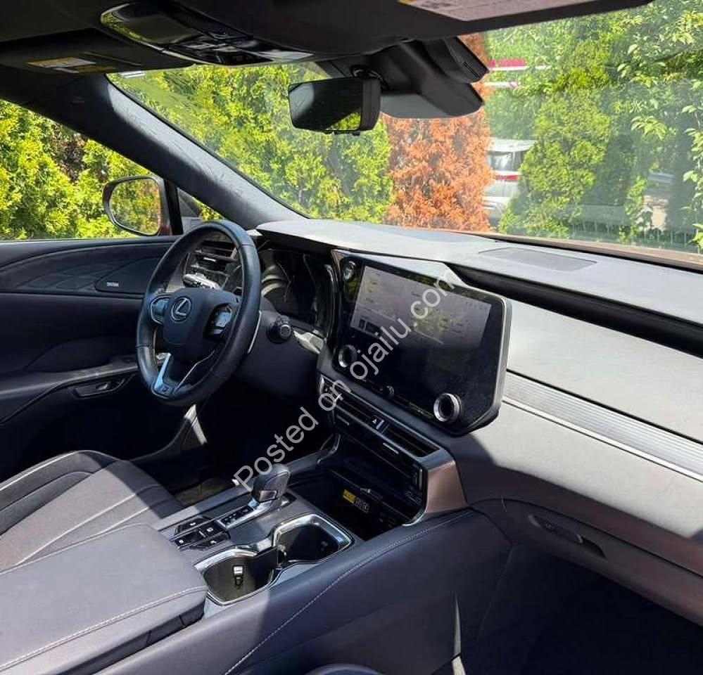 2023 Lexus RX 500H F Sport: Unleash Luxury Power