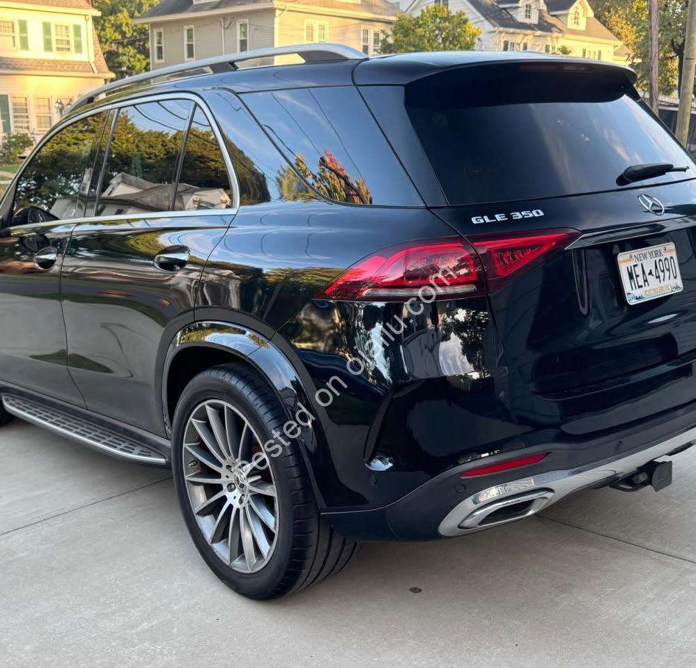 Luxury Awaits: 2020 Mercedes-Benz GLE 350 4MATIC Ready to Drive
