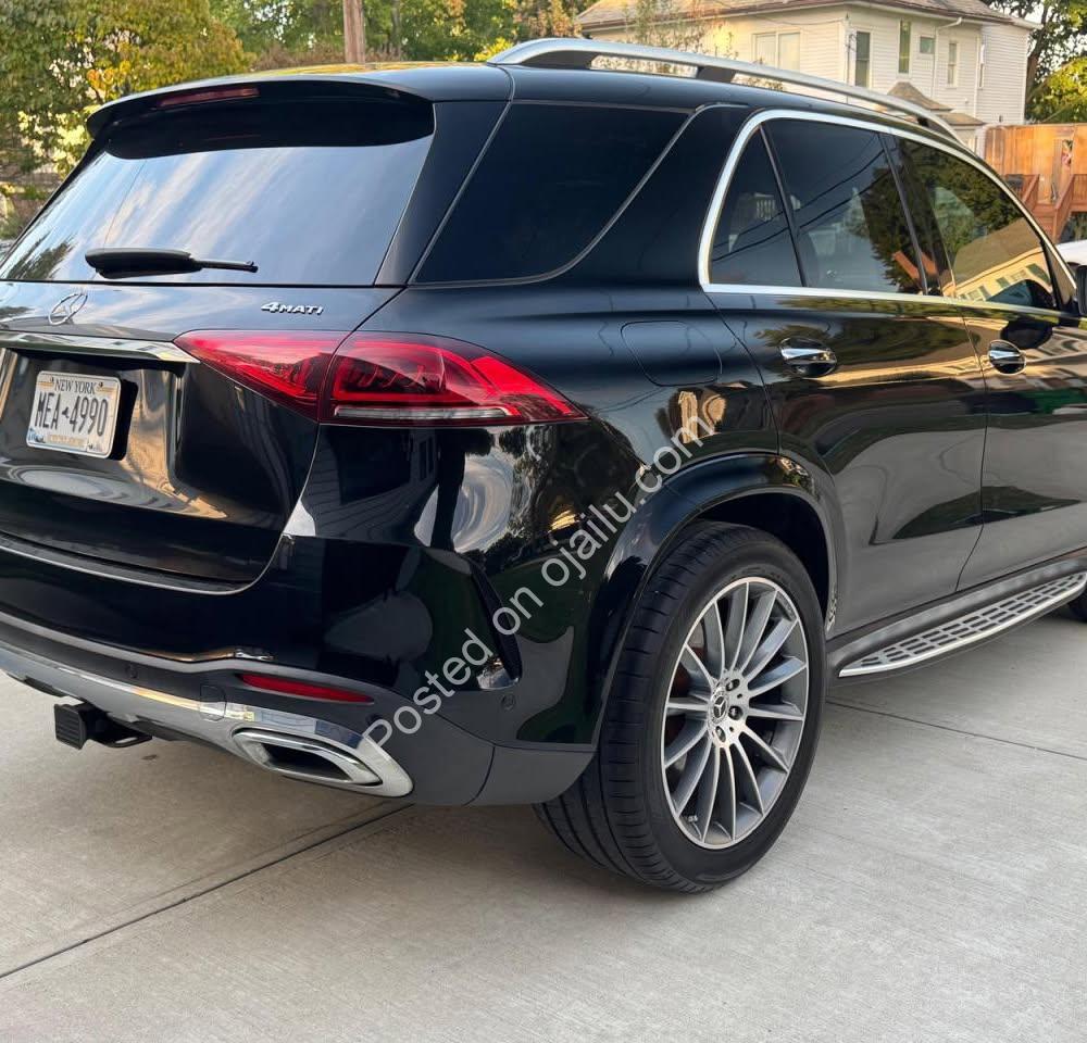 Luxury Awaits: 2020 Mercedes-Benz GLE 350 4MATIC Ready to Drive