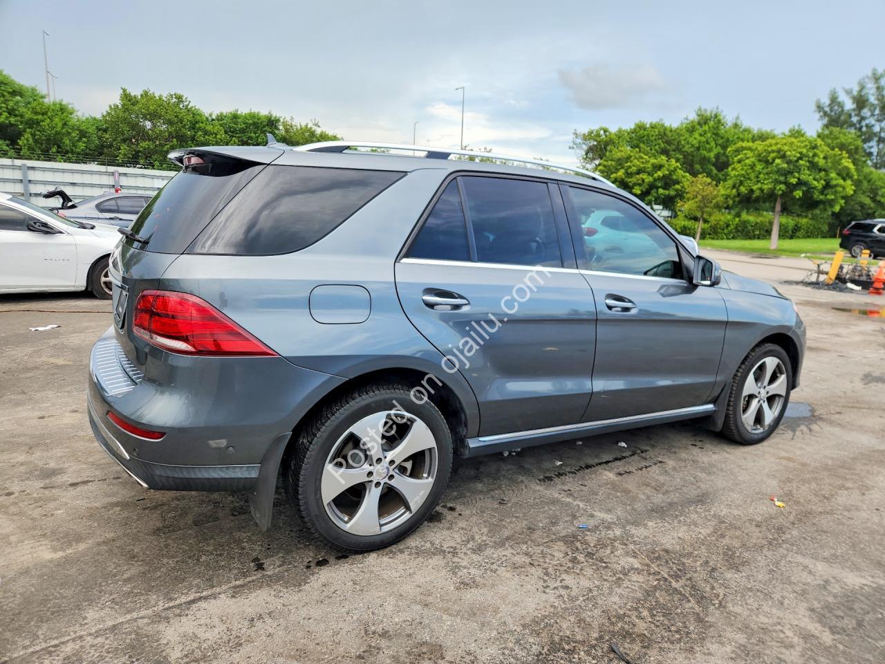 Luxury Awaits: 2017 Mercedes-Benz GLE 350 – Loaded, Automatic, Pristine!