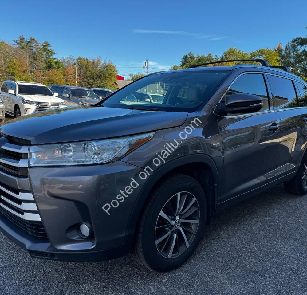 2017 Toyota Highlander XLE V6 – Run N’ Drive, Ready to Go!