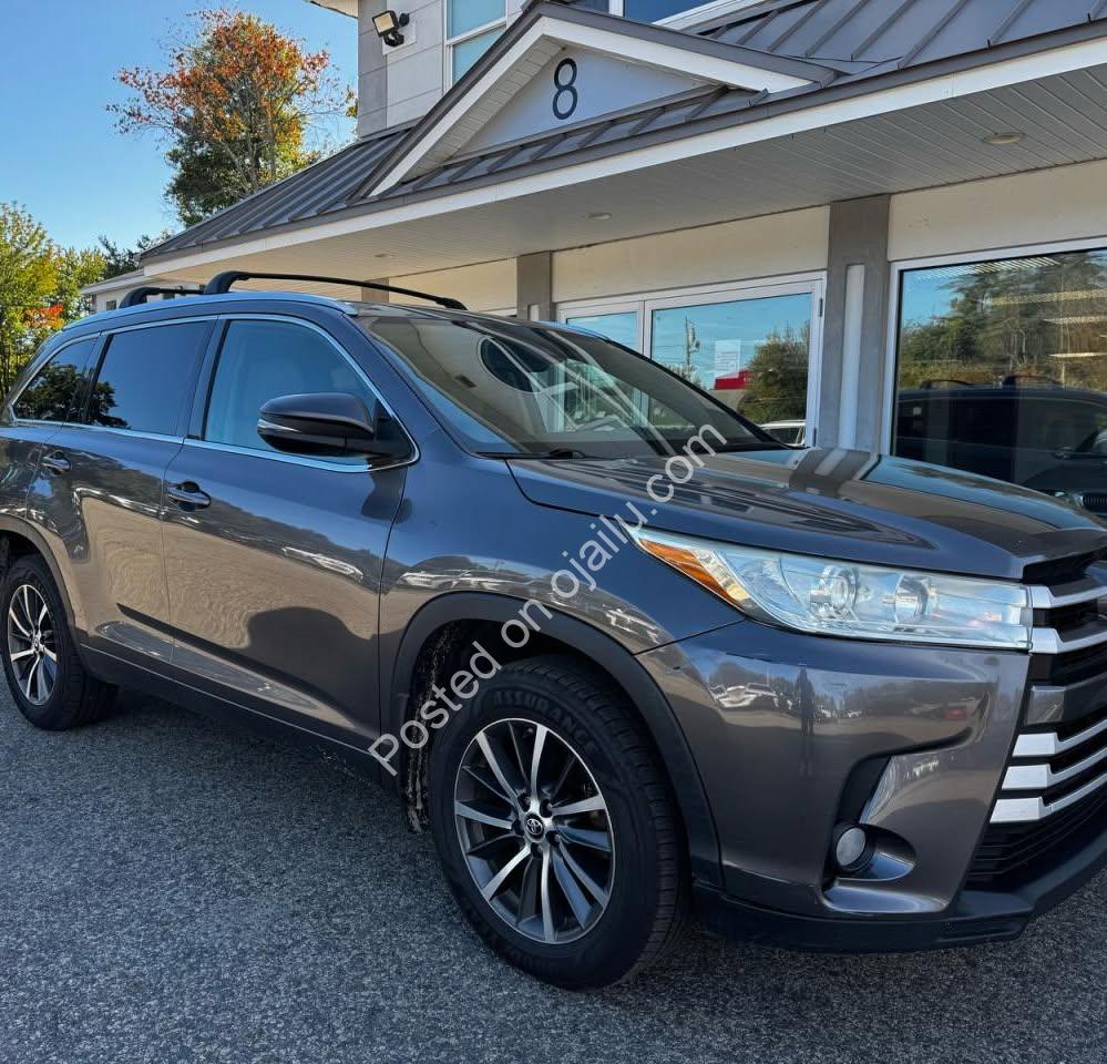 2017 Toyota Highlander XLE V6 – Run N’ Drive, Ready to Go!