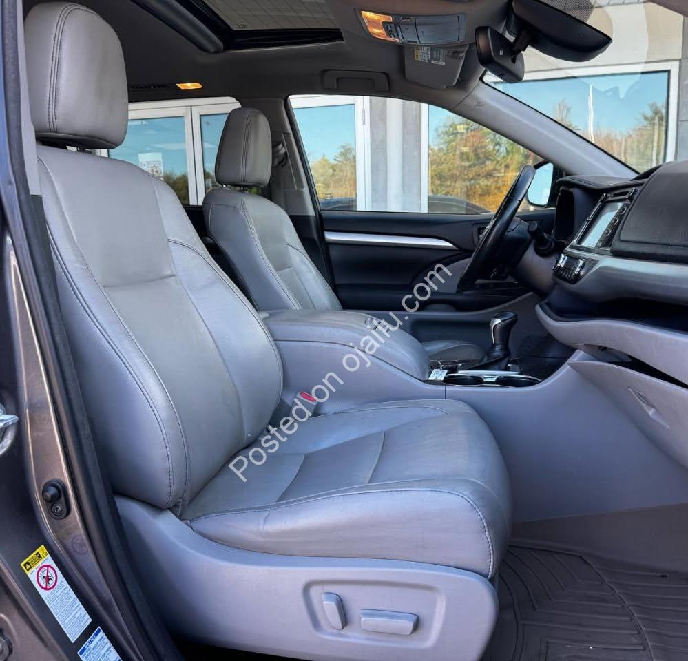 2017 Toyota Highlander XLE V6 – Run N’ Drive, Ready to Go!