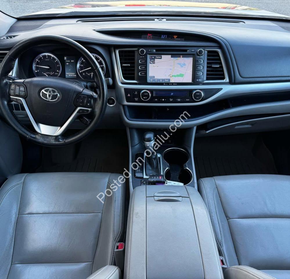 2017 Toyota Highlander XLE V6 – Run N’ Drive, Ready to Go!