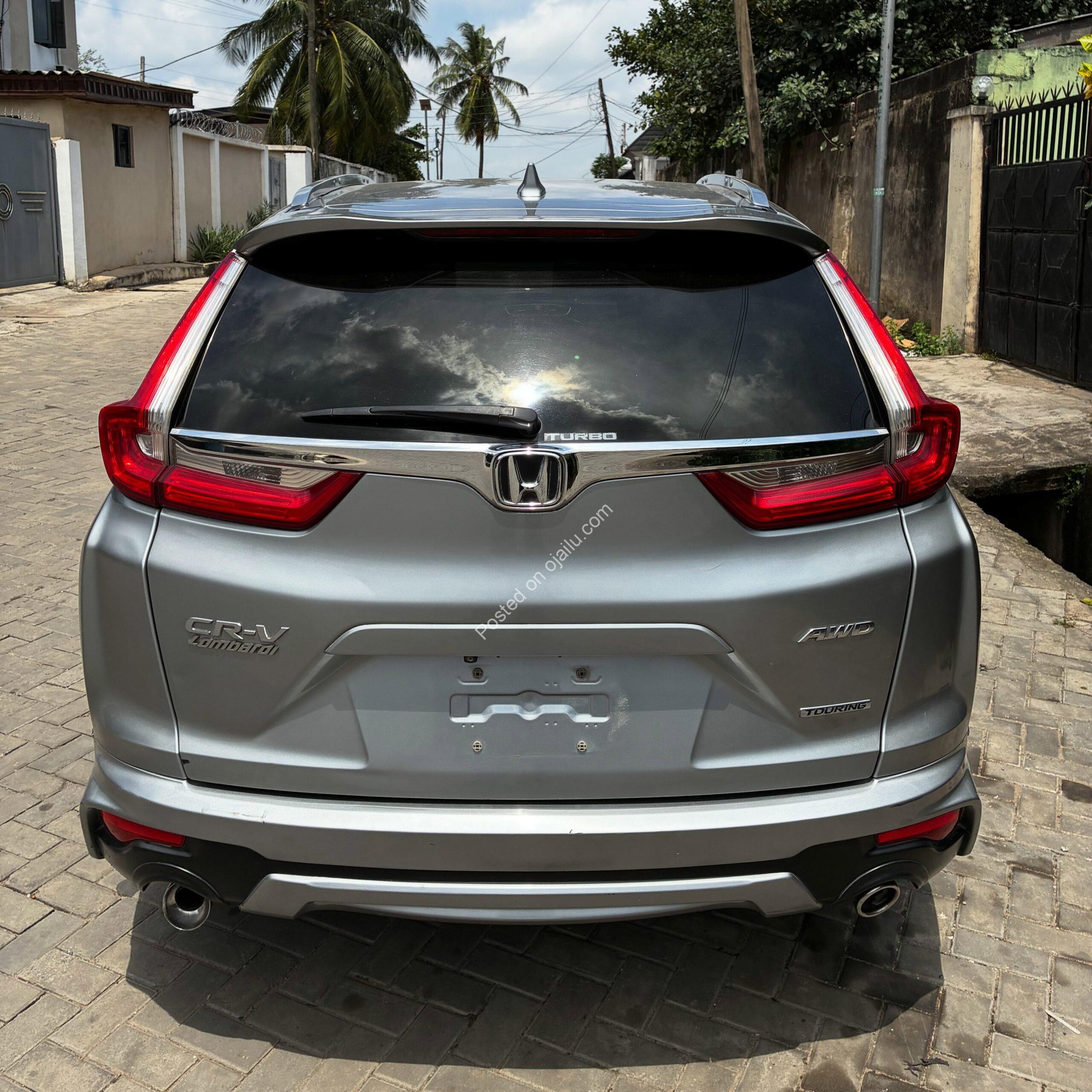 2018 Honda CR-V Touring AWD: Loaded, Turbocharged, Pristine