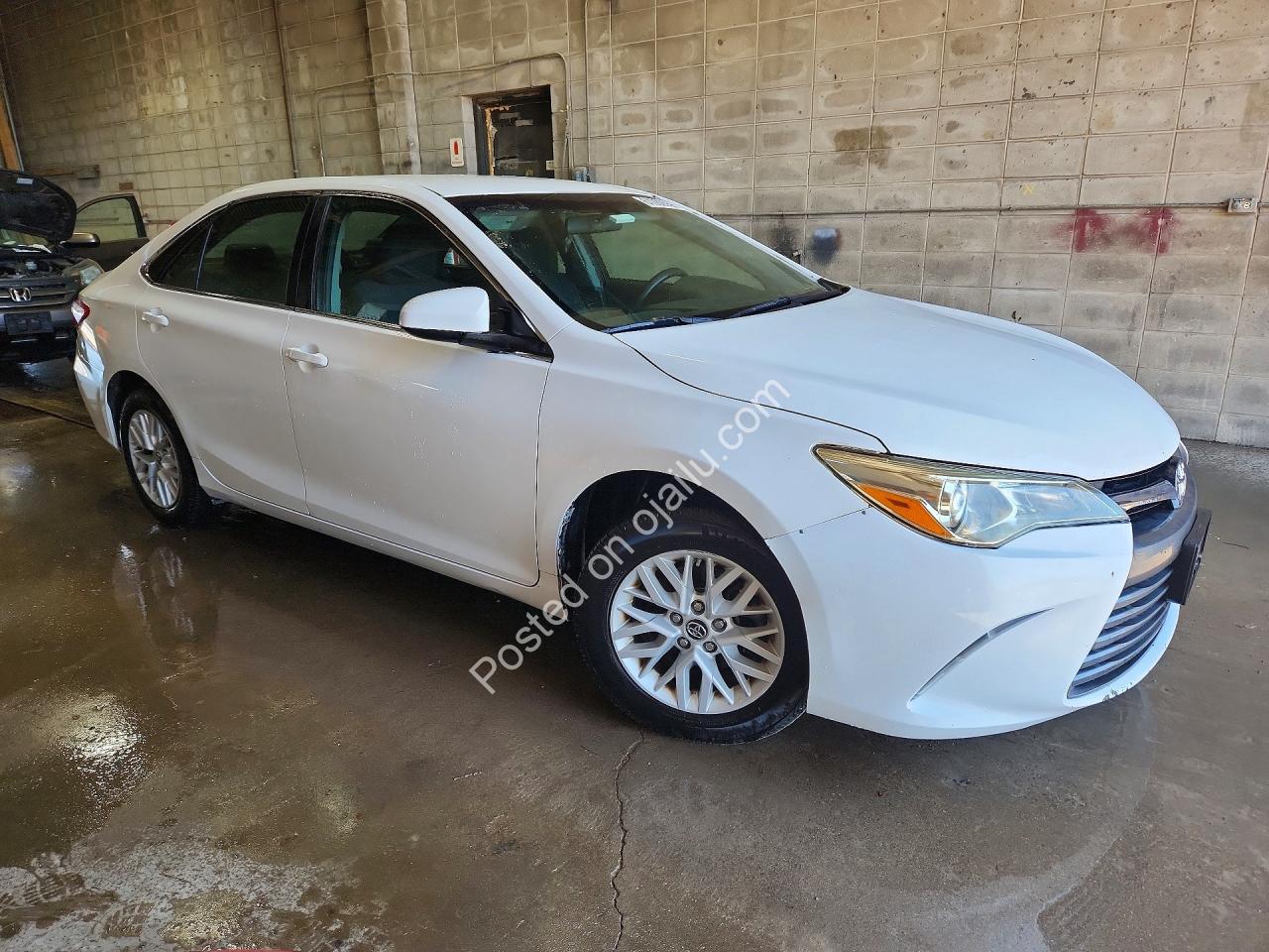 Reliable 2016 Toyota Camry LE – Run & Drive, Auto, Ready!
