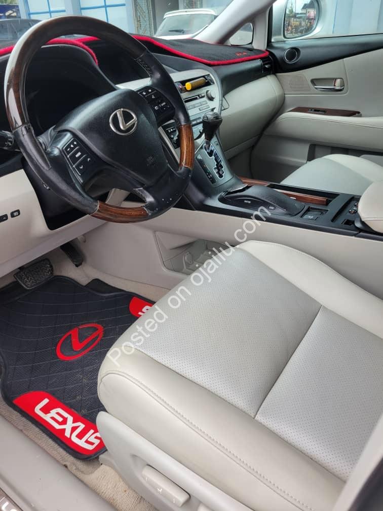 Pristine 2012 Lexus RX350 – Untouched Engine, Ice-Cold AC!