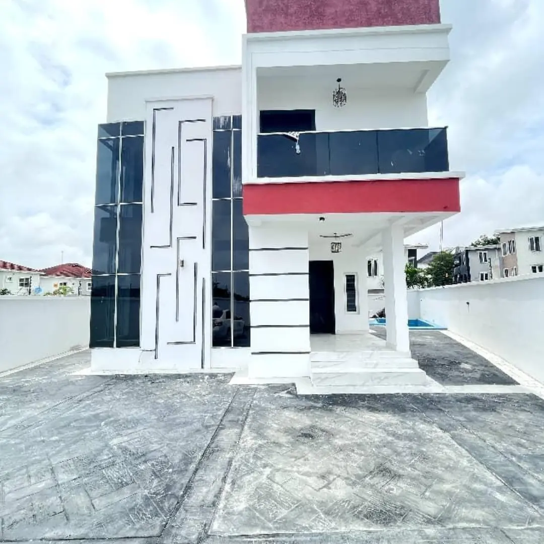 6-Bed Chevron Duplex with Pool & Sprawling Compound