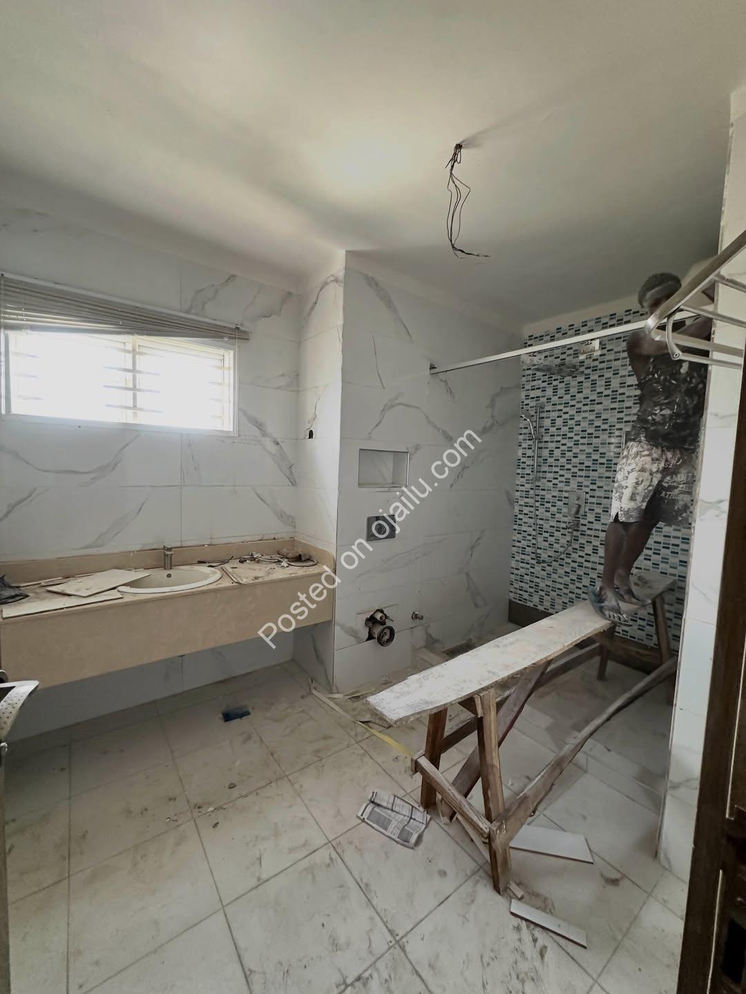 Spacious 5-Bed Duplex + BQ in Serene Galadimawa Estate