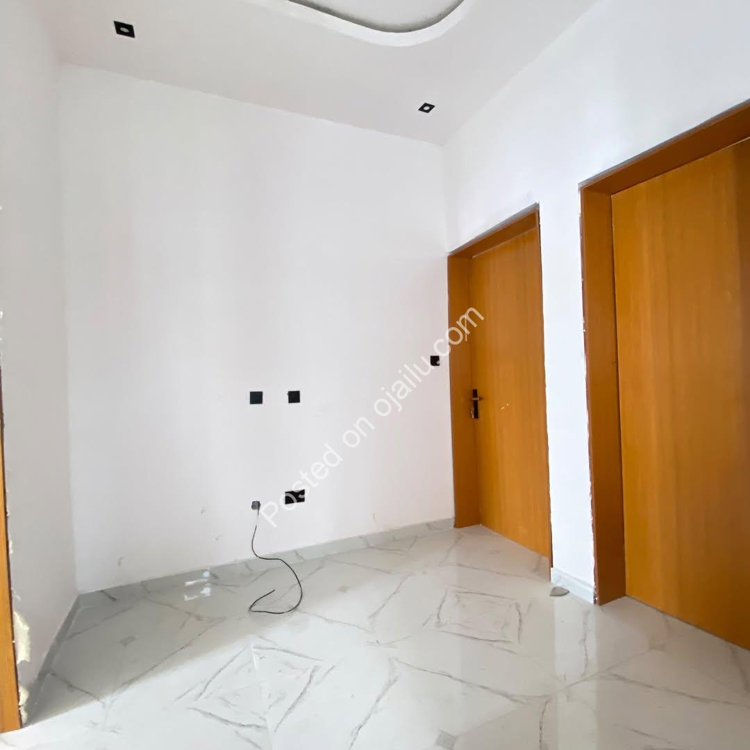 Newly Built 4-Bedroom Ensuite Duplex in Sangotedo