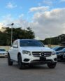 2017 Mercedes GLC-300: Panoramic Roof, Keyless, Pristine!